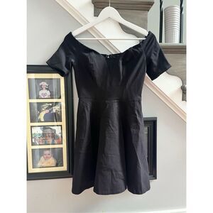 Guess Vintage Black Sweetheart Neckline Skater Dress sz 2
